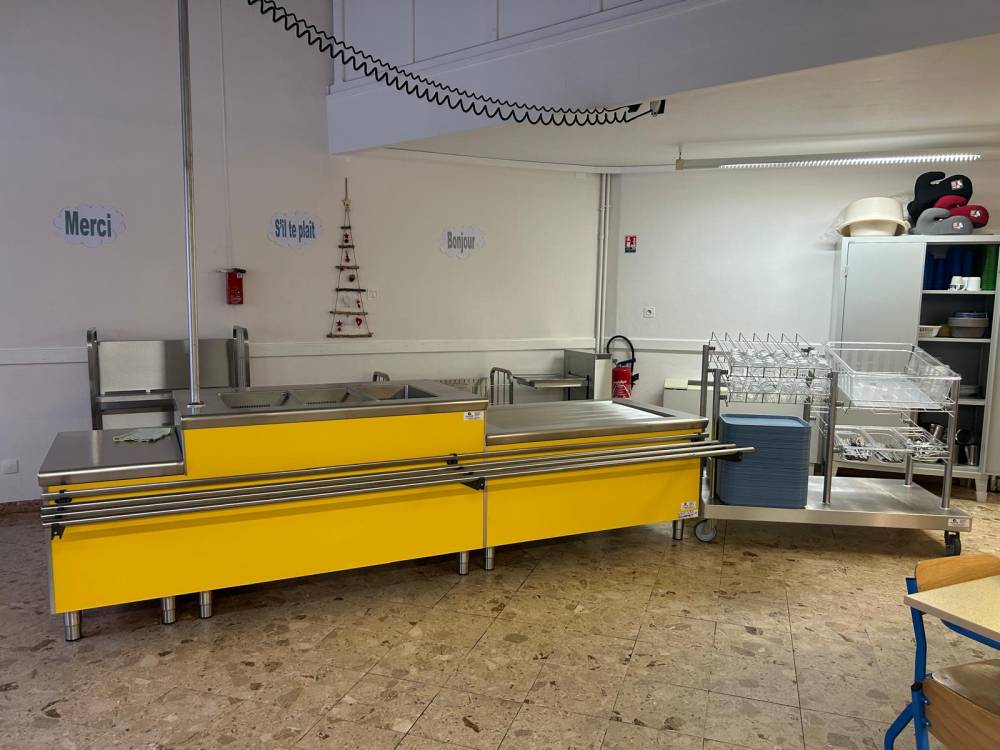 Self enfant complet à l’école de Juigné - installation MSBM pour collectivités à Angers Le Mans Laval